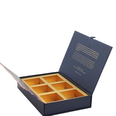 China Custom Food Moon Cake Packaging Paper Box With Magnetic Closure Paper Box for sale