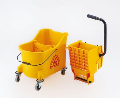 China Durable Heavy Duty Plastic Buckets Cleaning Squeeze Mop Bucket Plastic Bucket With Wheels With Wringer for sale