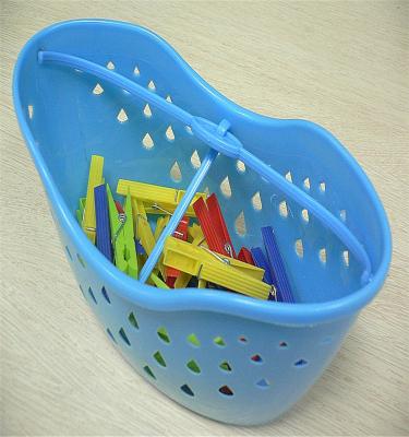 China High Quality PP Hold All Kinds Of Small Sundries Clothespins With Plastic Basket XYB9903 for sale