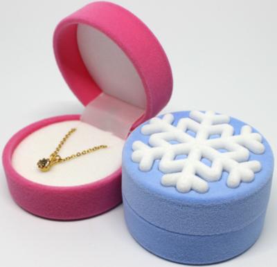 China New arrival round shape velvet flocked jewelry earring gift box in snowflake style zu verkaufen