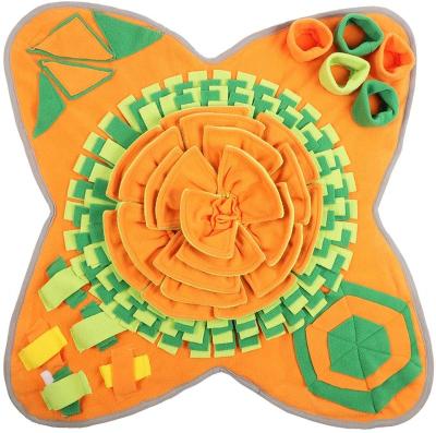 China 2021 Breathable Amazon Success Dog Sniffle Mat Mat Washable Sniffing Puzzle Smell Mat Stress Release Play for sale