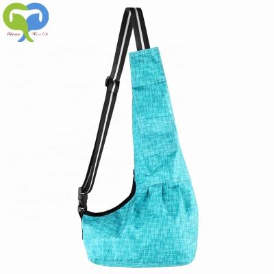 China Fashion Viable Dog Cat Pet Carrier Bag Outdoor Markets Carriers Reversible Shoulder Bag For Small Animals for sale