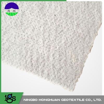 China Witte/Grijze niet Geweven van de HUISDIERENgloeidraad Geotextile Stoffen200gsm 4.5m Breedte Te koop