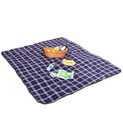 China Waterproof Polyester Picnic Blanket Large Waterproof Outdoor Blanket Camping Blanket for sale