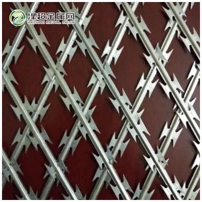 China Military defensive razor mesh bto30 welded razor barbed wire mesh for sale