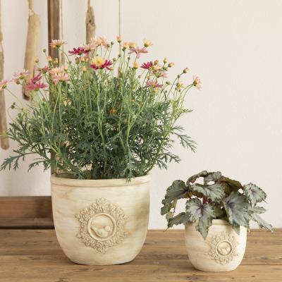 China Vintage Style Durable Material Delicate Classic Flower Pot For Home Decor for sale