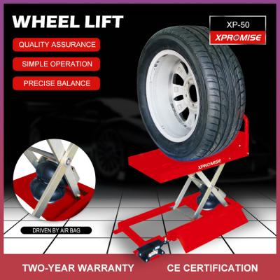 中国 450mm の高さの車輪の持ち上がる装置/車のタイヤのバランサー 8 - 10bar 販売のため