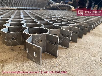 China Hexmetal Refractory Armour Lining | 2.0X30X50mm | Stainless Steel 321 | Hesly Brand, China Factory Sales for sale