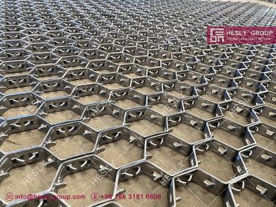 China Hexmetal Refractory Lining Holder | Stainless Steel 316 | 15mm deep | 1.0mm thickness | Against  Heat for sale