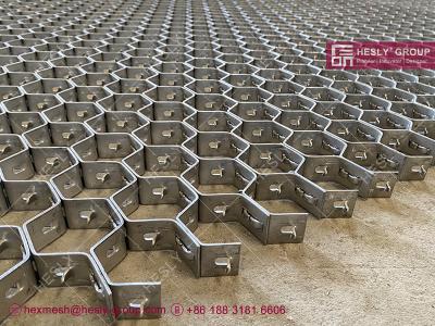 China Stainless Steel 310S Hexsteel Mesh for lining ducts | Shell Lance Type | 2