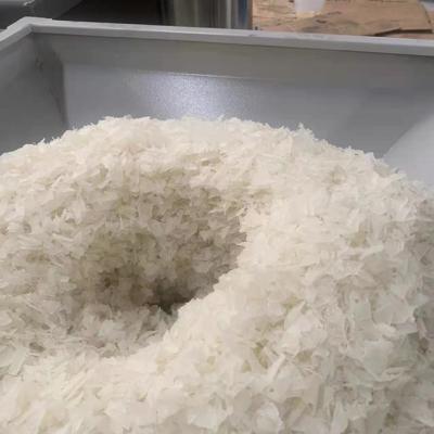 Cina il PVC molle 300kg/H rottama la macchina di plastica del Pulverizer, fresatrice di plastica in vendita