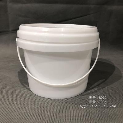 China Paint B012 1.2L Plastic Bucket Wholesale High Quality Plastic Water Bucket for sale