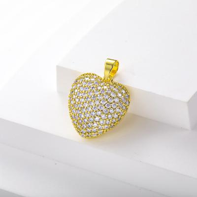 China Cute Gold Plated Heart Shape Fashion Diamond Pendant Simple Iced Out Necklace Jewelry With Zirconia for sale