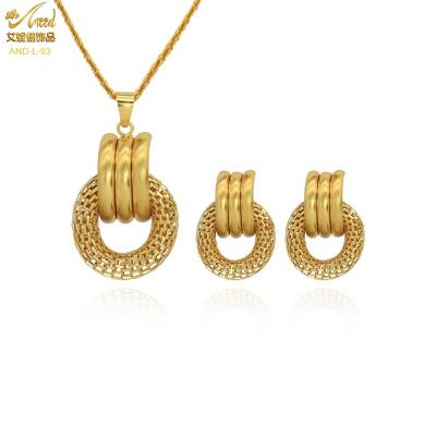 China High Quality Romantic Yellow Gold Earring And Necklace Jewelry Set From China Manufacturer for sale