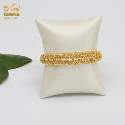 China Bling Romantic Custom Indian Women Fashion 2020 Sublimation Mum 14K Gold Italian Deplage Set Women With Charm Bracelets Bangles for sale