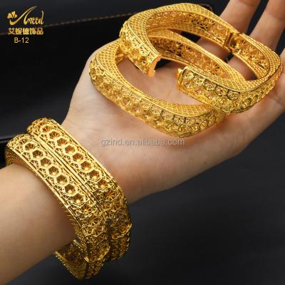 China Designer Women's Romantic Minimalist Female Religious Jewelry Bracelets Set For 18K Gold Plated Charm Bling Bangle Bracelets for sale