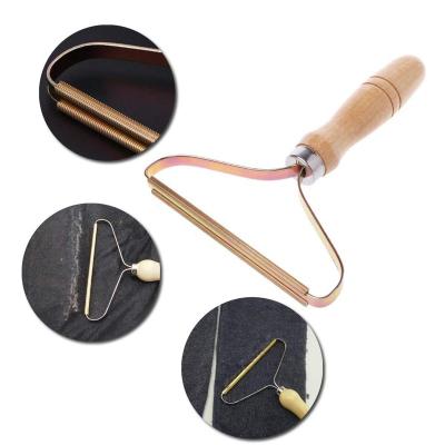 China Wholesale Hot Selling Portable Viable Wool Wooden Instrument Shaving Razor Clothing Metal Clothes Fiber Remover Pet Hair Remover for sale