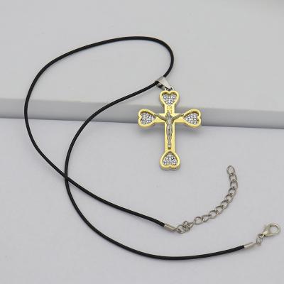 China High Grade Fashion Factory Stain Metal Shiny Style Necklace Double Diamond Couple Heart Roman Byzantine Cross Pendant for sale