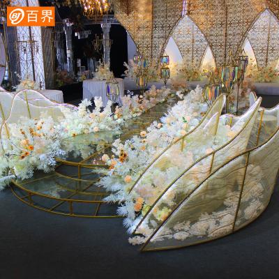 China 2020 New Iron Props Wedding Stage Props Decoration Welcome Light Props Free Combination for sale