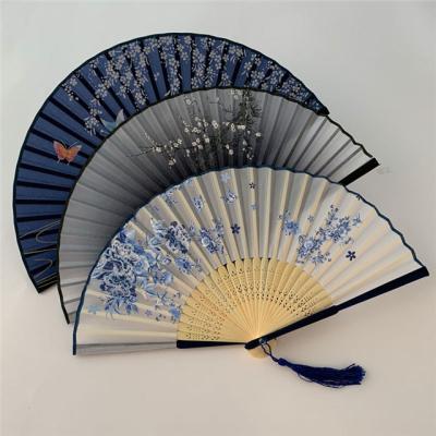 China Vintage Style Chinese Silk Folding Fan Decoration Ornaments Home Decor for sale