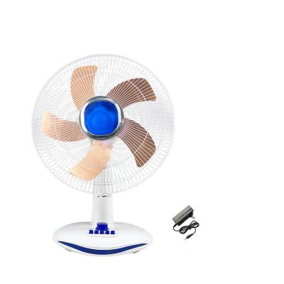 China New Style And High Quality New Design Rechargeable Lithium Battery Table Fan 12V Blade Aluminum Radio Desk Fan Outdoor Fan for sale