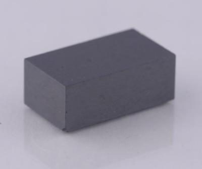 中国 Electrical Conductivity Silicon Nitride Oxide High Hardness 販売のため