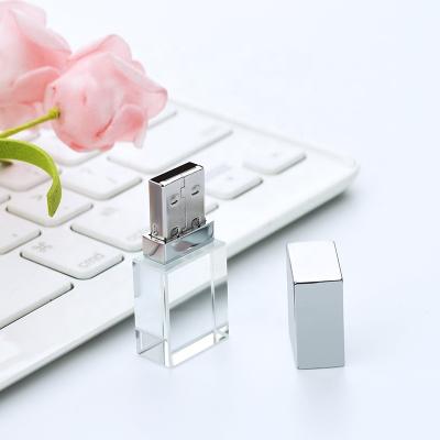 China Hot Selling Rectangle Factory Custom Crystal LOGO 32GB Memory USB Flash Drive OEM 3D With Color Light for sale