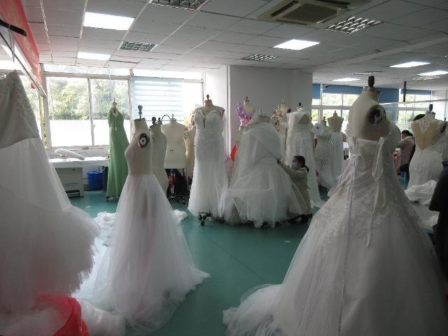 Verified China supplier - Suzhou Rongsenzhiai Wedding Dresses & Evening Dresses Co., Ltd. Xushuguan Branch