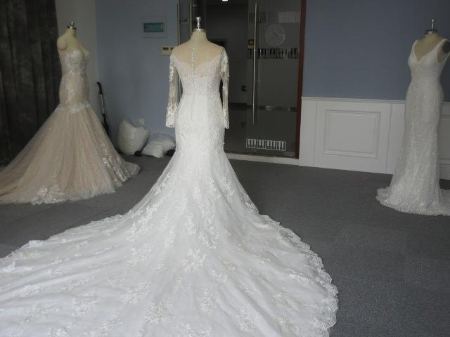 Verified China supplier - Suzhou Rongsenzhiai Wedding Dresses & Evening Dresses Co., Ltd. Xushuguan Branch