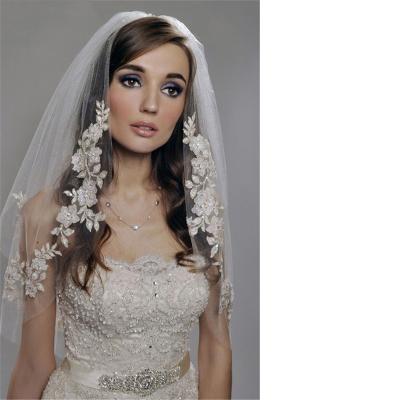 China Custom Luxury Beading Bridal Veils Dubai Veils Long Shiny Soft Touch Cathedral Veil for sale