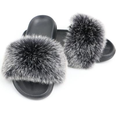 China 2021 Summer Soft And Comfortable Fox Fur Fluffy Sandals Fashion Ladies Fur Slippers Furry Ladies Slippers for sale