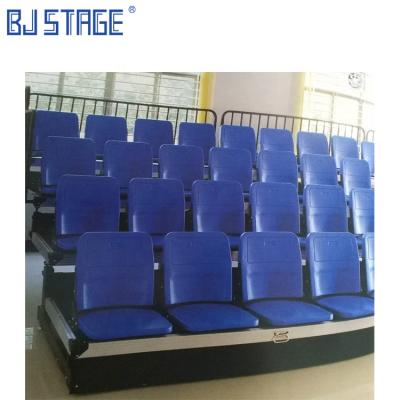 中国 Sports Bleachers Stadium Aluminum Retractable Bleachers 販売のため