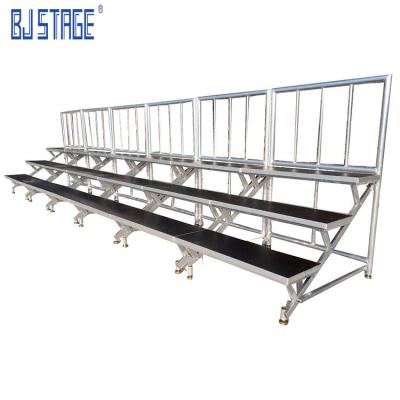 China Non-slip Choir Stage Aluminum Folding Choir Stage en venta