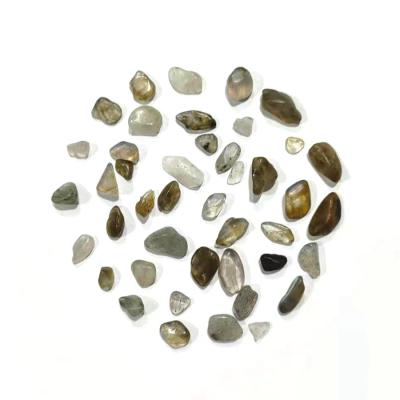 China China wholesale natural stones labradorite stone processing labradorite chips use for decoration for sale