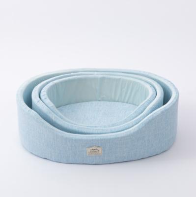 China Breathable Sleeping Cool Ice Silk Summer Bed Cooling Dog Bed for Dogs and Cats Washable Breathable Pet Beds with Non-slip Bottom for sale