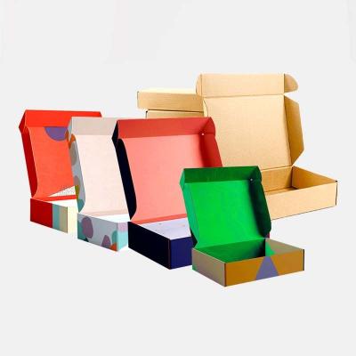 China Recyclable Hot Sale Ad Packaging Box Luxury Clothing Custom Colored Hard Paper Box Gift Box for sale