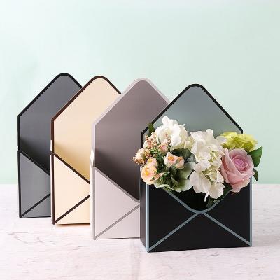 China New Design Paper Flower Box Small Moq Design Recyclable Paper Envelope Custom Gift Set Box For Present for sale