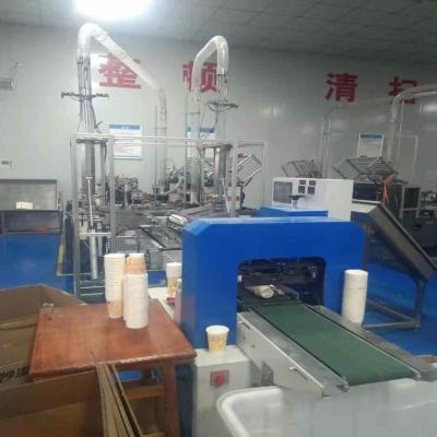 Cina 5-20 macchina imballatrice del tubo di livello di plastica della macchina di Min Automatic Paper Cup Packing dei pc in vendita