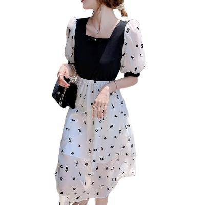 China New Summer French Square Neck Anti-wrinkle Dress Fashion Chiffon Puff Sleeve Temperament Pungent Floral Niche Dress for sale