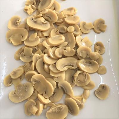 China Fresh Grade E Slice Champignon Mushroom In Brine for sale