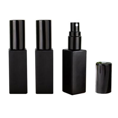 China High End Matte Black Cosmetics Spray Bottle For 4ml Glass Bottles Perfume With Square Skin Care Packaging for sale