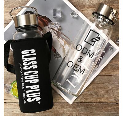 China Custom Viable Logo With Metal Lid 500ml Clear Container Drinking Borosilicate Glass Water Bottle 1000ml With Cloth Sleeve Pouch for sale