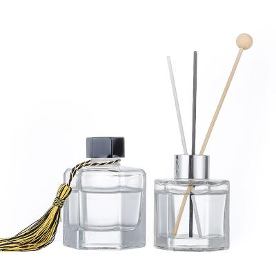 China Cosmetic Luxury Aromatherapy Bottles 215ml Diffuser Bottle Glass Aroma Reed Diffuser Glass Bottle With Tassel for sale