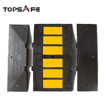 China 100% recycled rubber. Solid Plastic Rubber Speed ​​Bump Ramp Saving Curb Rubber Ramp for sale