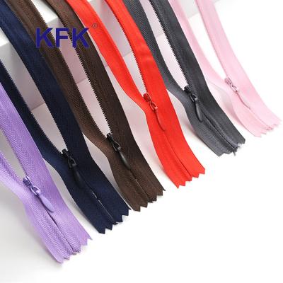 China Invisible Jeans Jacket 4mm Long Chain Puller 8 5 Custom Nylon Zippers End Band Logo Bulk Invisible Open Close Garment Slider Roll for sale