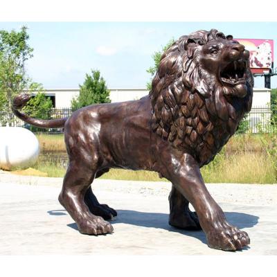 China Life Size Metal Bronze Walking Lion Family Sculpture for Custom Modern Chinese Garden for sale