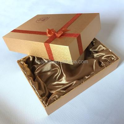 China Gold handmade luxury wedding wooden packaging box with ribbon bow on top for sale