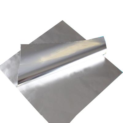 China Kitchen Use Kitchen Wrap Shiny Aluminum Foil Sheets For Food Wrapping Cooking In Different Sizes for sale