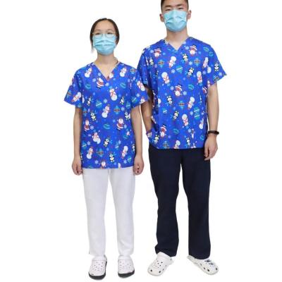 China Hospital High Quality Women Uniforms Scrubs Printed Stretchy Fashion Scrubs Printing Tops Christmas Scrub Tops for sale