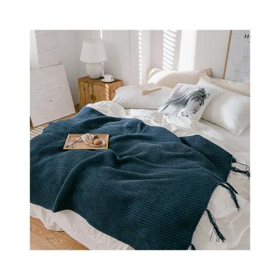 China Good Price Anti-Static Spike Blanket Price Oversized Chunky Knit Throw Blankets Solid Color From Manufacturer for sale